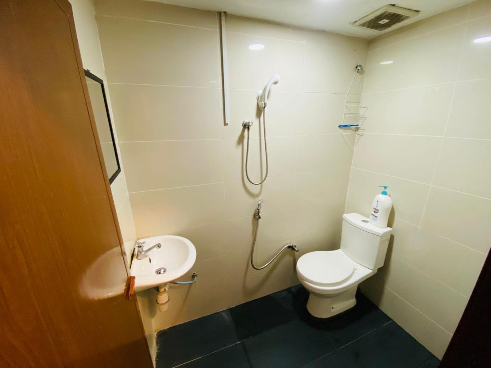 Ras International Hotel Куала Лумпур Екстериор снимка